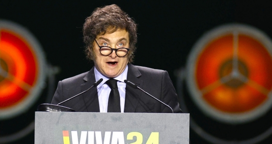 El presidente de Argentina, Javier Milei, en la convención del partido ultraderechista Vox en Madrid, este domingo. EFE/RODRIGO JIMÉNEZ