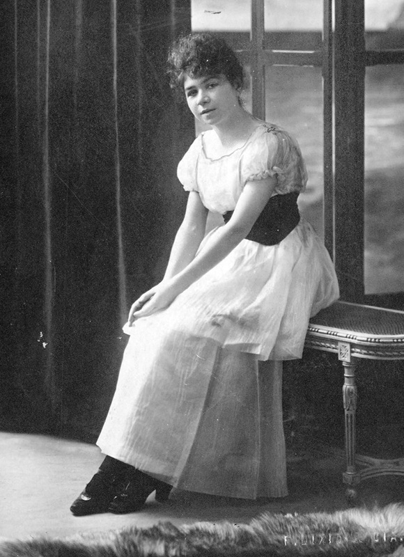 La poeta argentina Alfonsina Storni, en 1916. ARCHIVO GENERAL DE LA NACIÓN