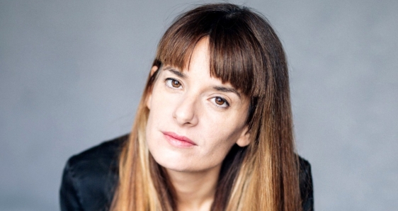 La escritora, actriz y directora teatral argentina Lola Arias. CHERIE BIRKNER