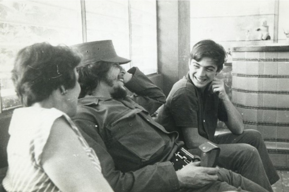 Ernesto Che Guevara y su hermano Juan Martín en Cuba. ARCHIVO FAMILIA GUEVARA